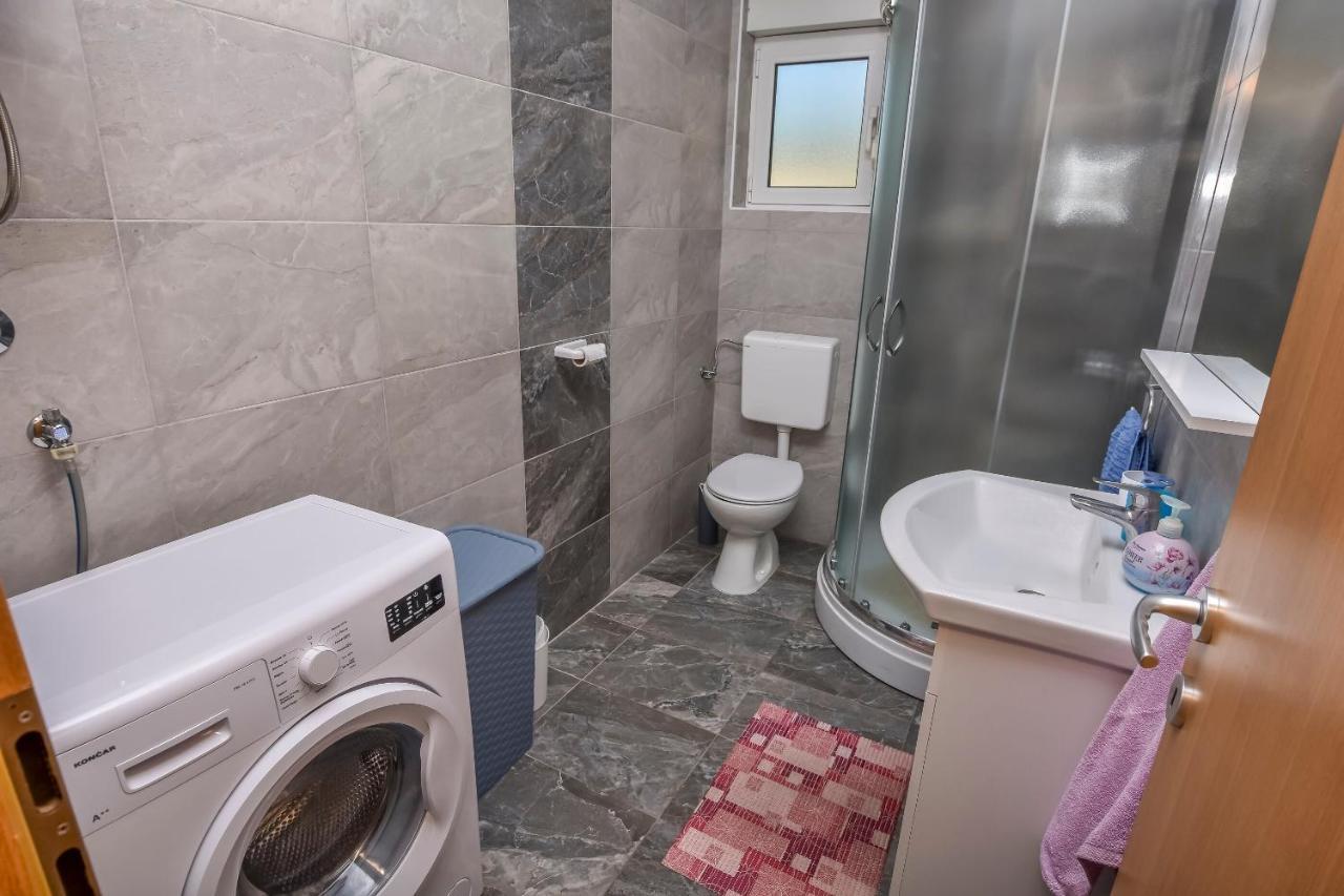 Apartments Markovic Рогозница Екстериор снимка