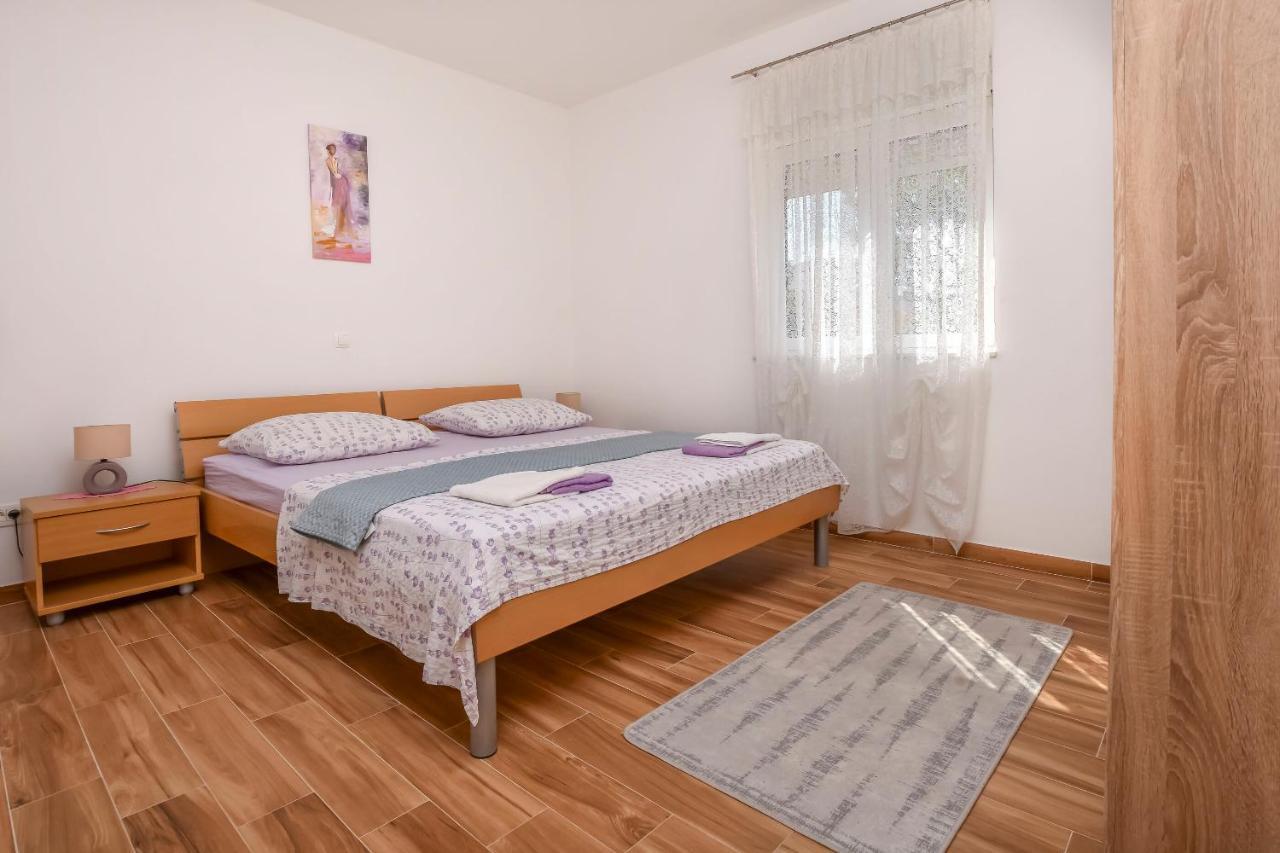 Apartments Markovic Рогозница Екстериор снимка