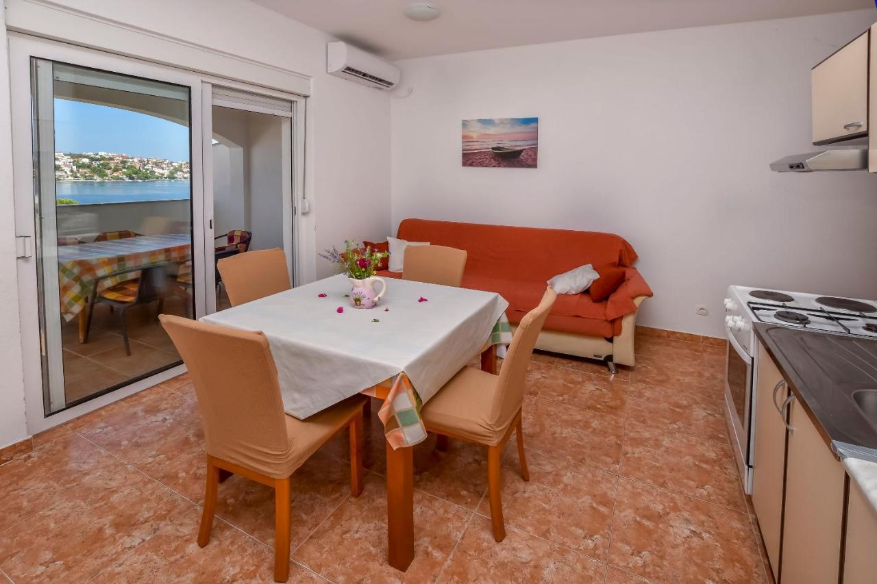 Apartments Markovic Рогозница Екстериор снимка